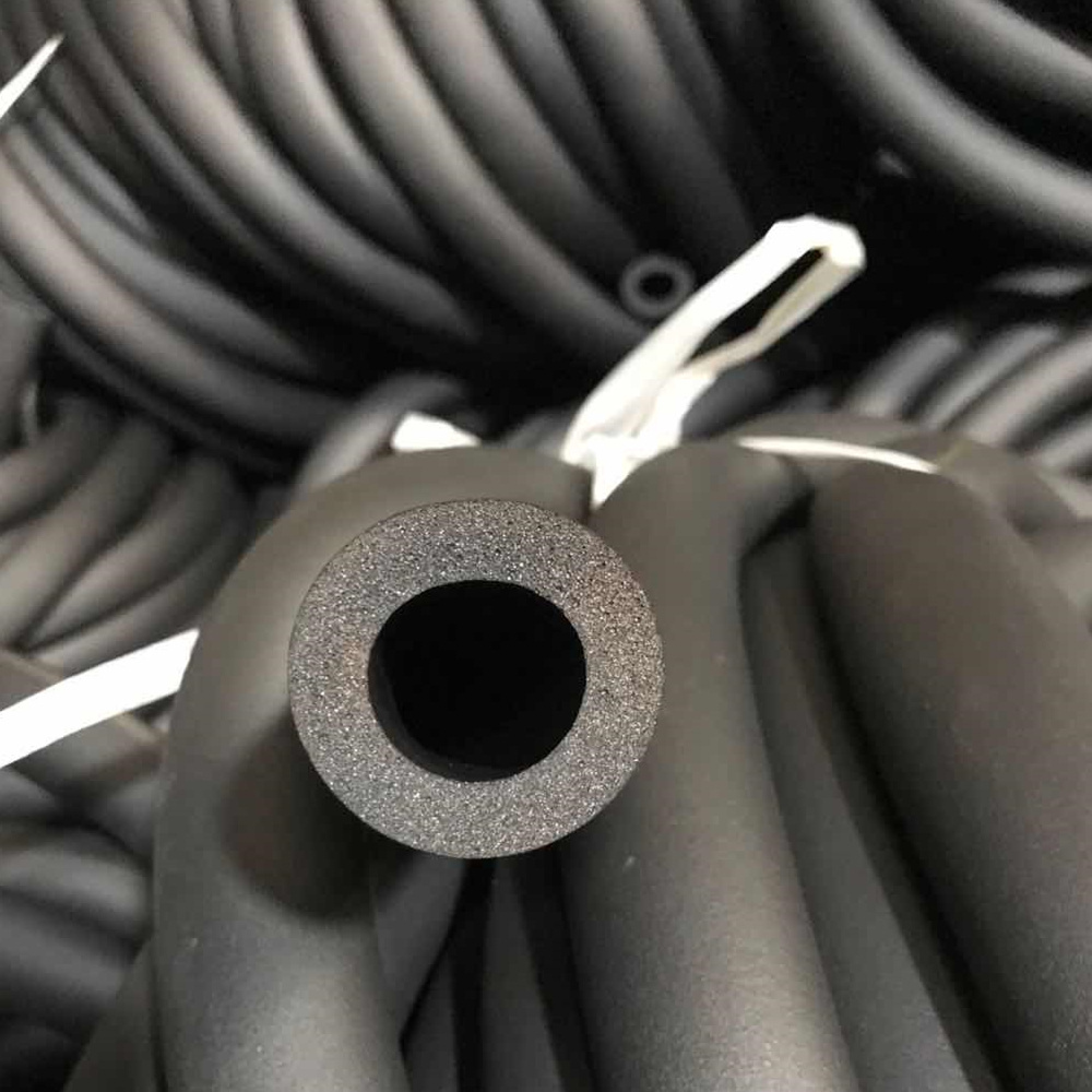 China manufacturer rubber foam elastomeric closed cell pipe insulation