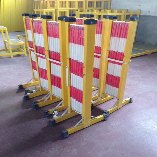 Portable Folding Safety Barrier with Casters Folding Security Gate Security mesh fences