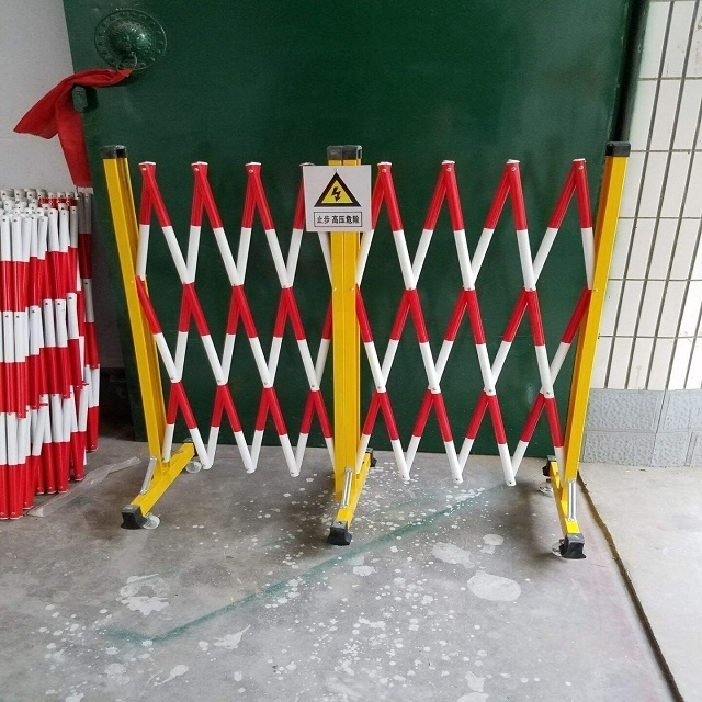 Portable Folding Safety Barrier with Casters Folding Security Gate Security mesh fences