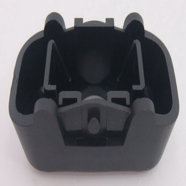 Plastic control knob making