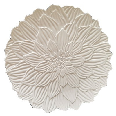 Wholesale wedding tableware white ceramic charger plates irregular hydrangea flower shape crockery for wedding