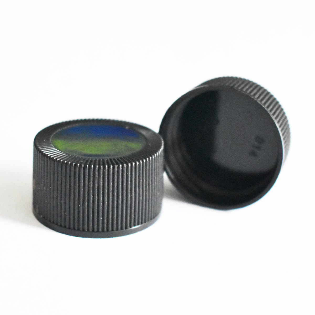 28/410  28/400 black ribbed PP cap with pe foam liner inside