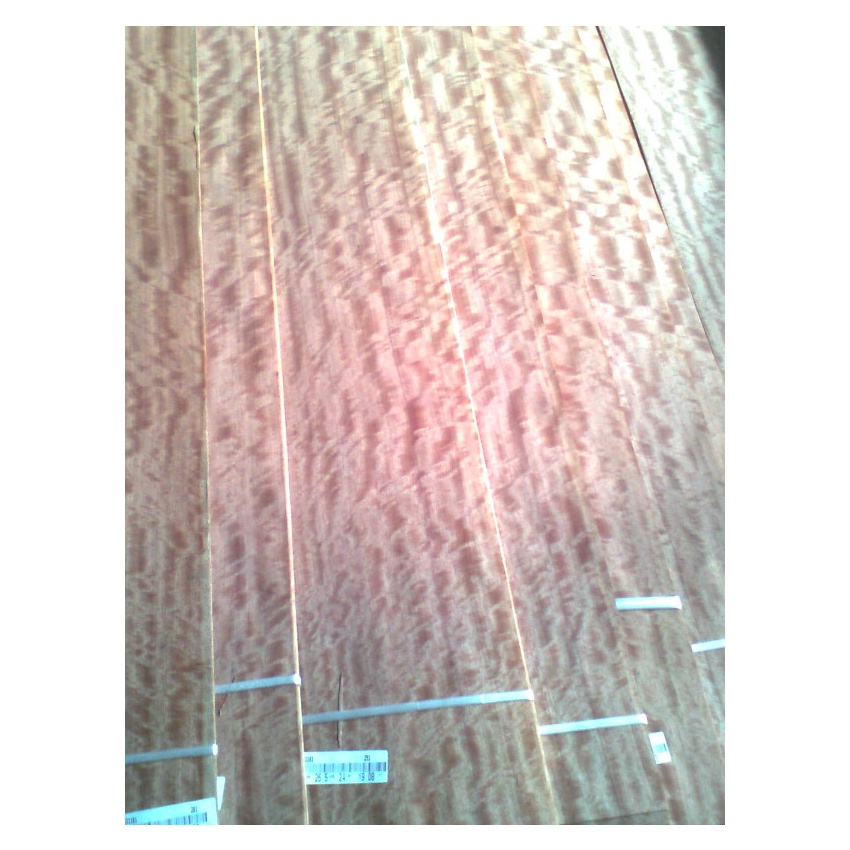 FIGURED AFRICAN MAKORE WOOD VENEER