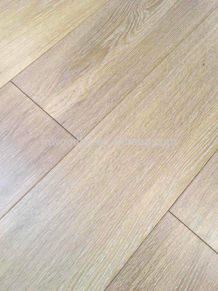 Light Smoked Oak Engineered Wood Flooring With Different Stains