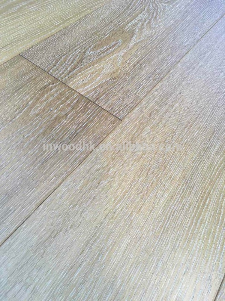 Light Smoked Oak Engineered Wood Flooring With Different Stains