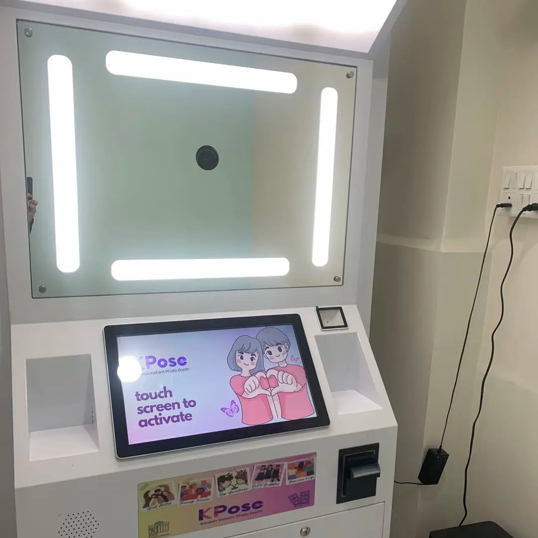 JLJ professional photo booth customized photobooth machine self service coin operated photo booth Photo booth with printer