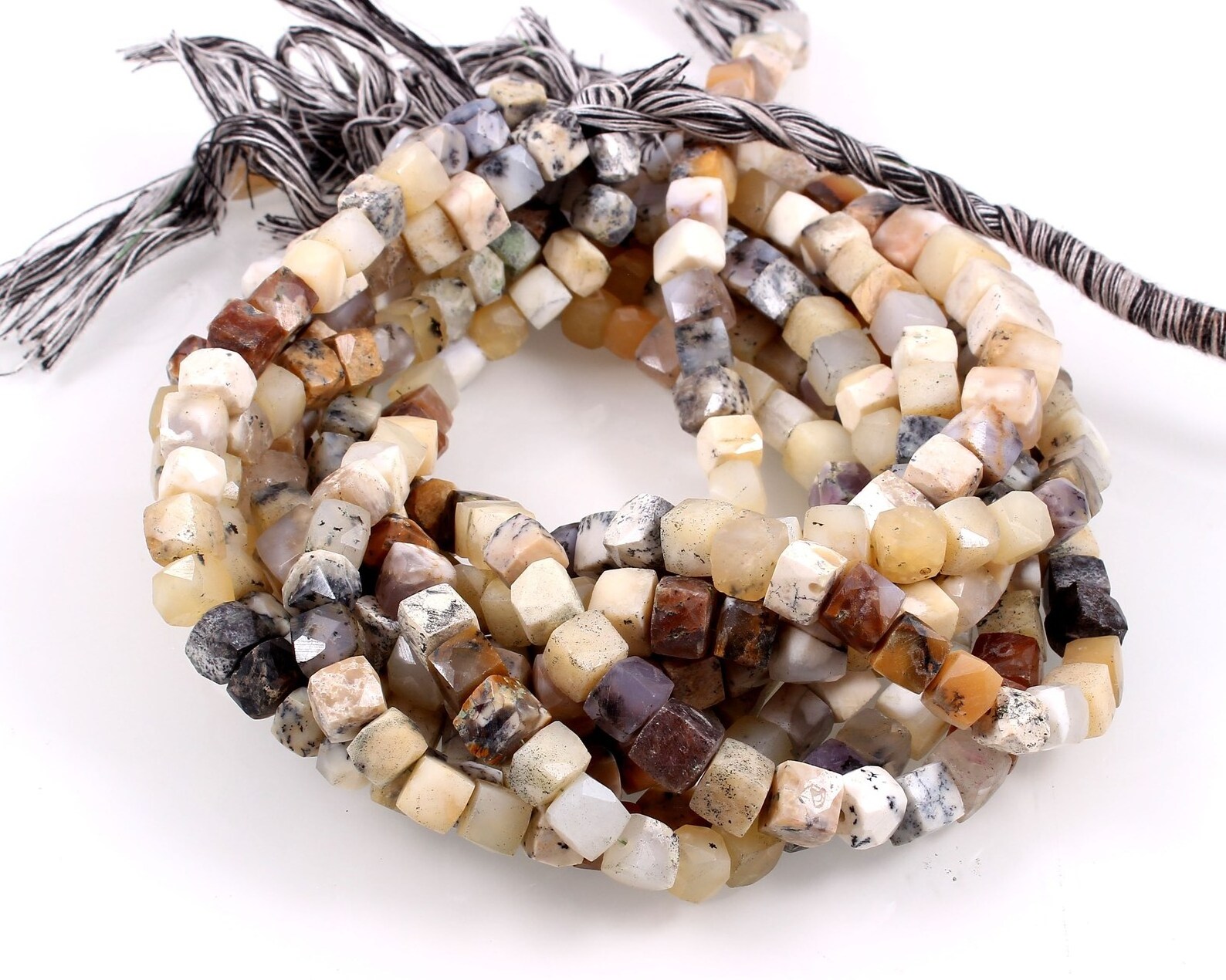 Natural Dendrite Faceted Box Beads, Dendrite Opal Cube Beads, White & Black Gemstone Beads Necklaces Jewellery Length 13 Inch