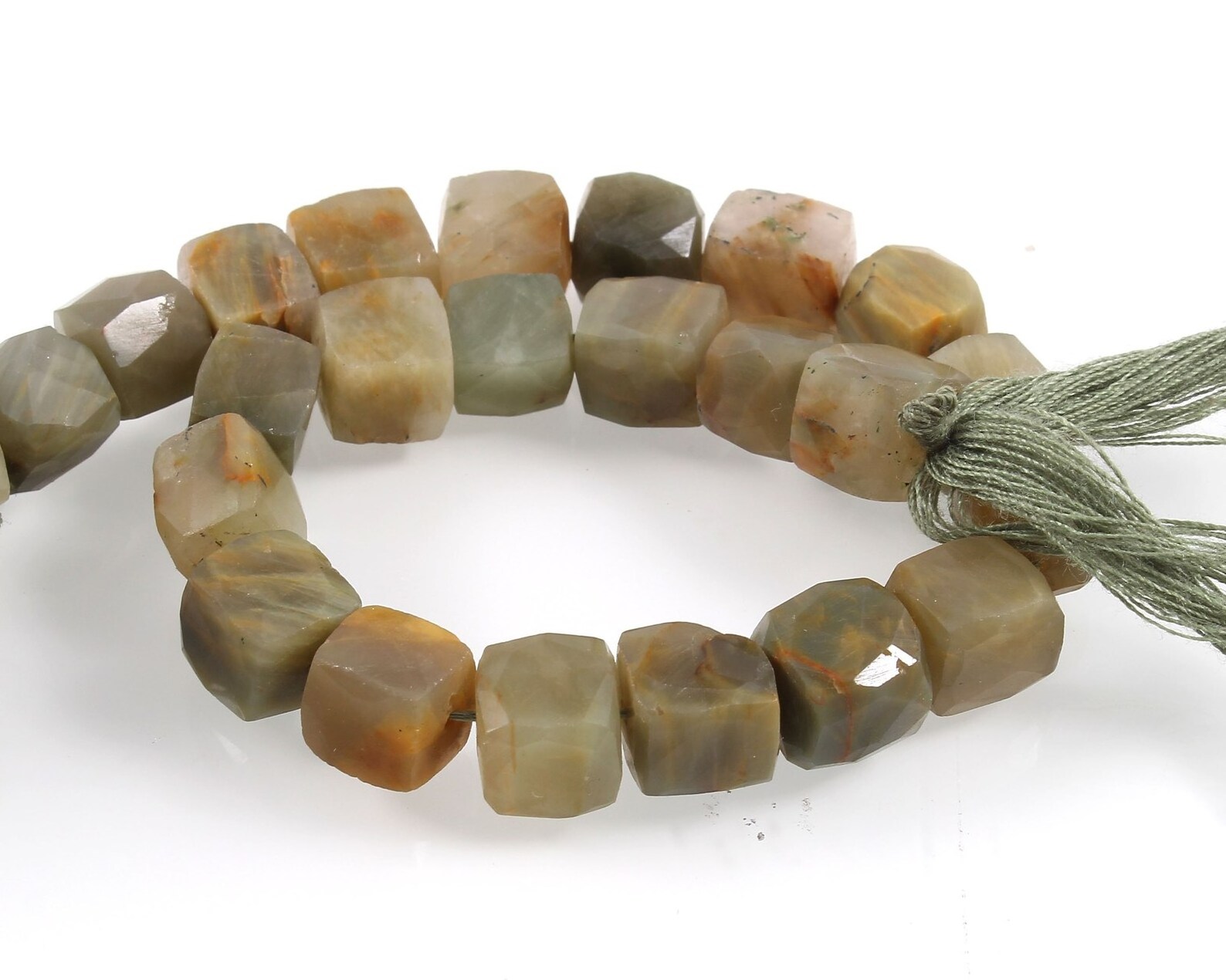 Natural Cat's Eye Faceted Box Beads, Grey Cat's eye Cube Beads, Gemstone Beads Necklaces Jewellery Bestseller