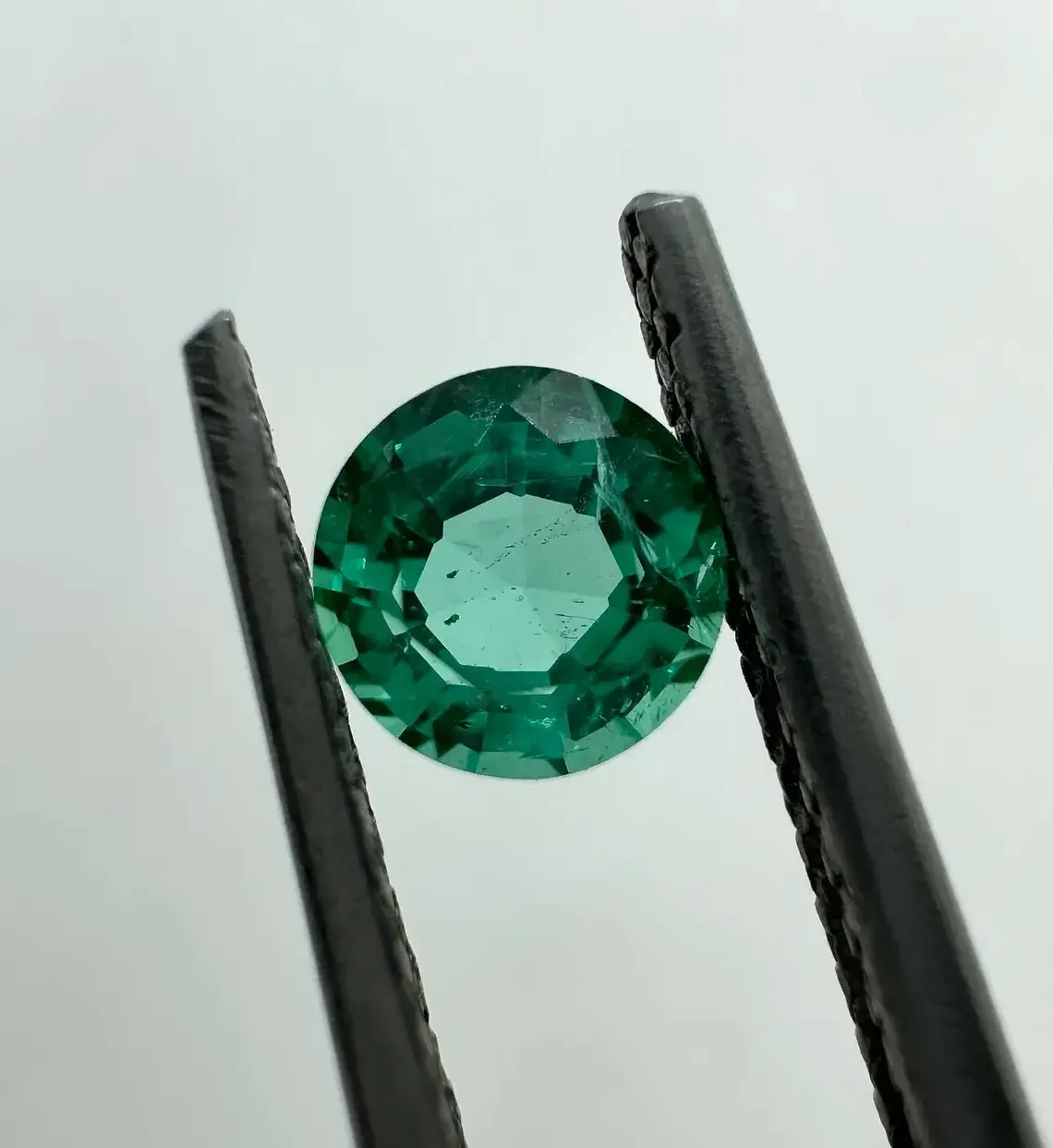 Precious Emerald 4.4x4.3MM Natural Green Emerald Round Top Quality clear Luster handmade loose gemstone handmade gemstone