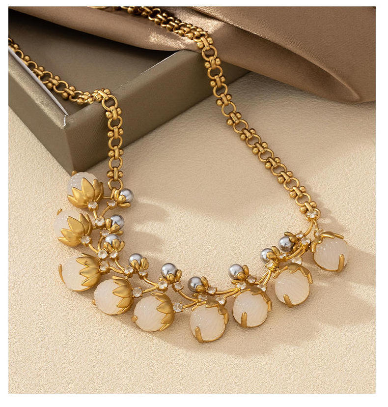 Fashion luxury flowers 18K gold plated zircon pendant Pearl stainless steel jewelry set