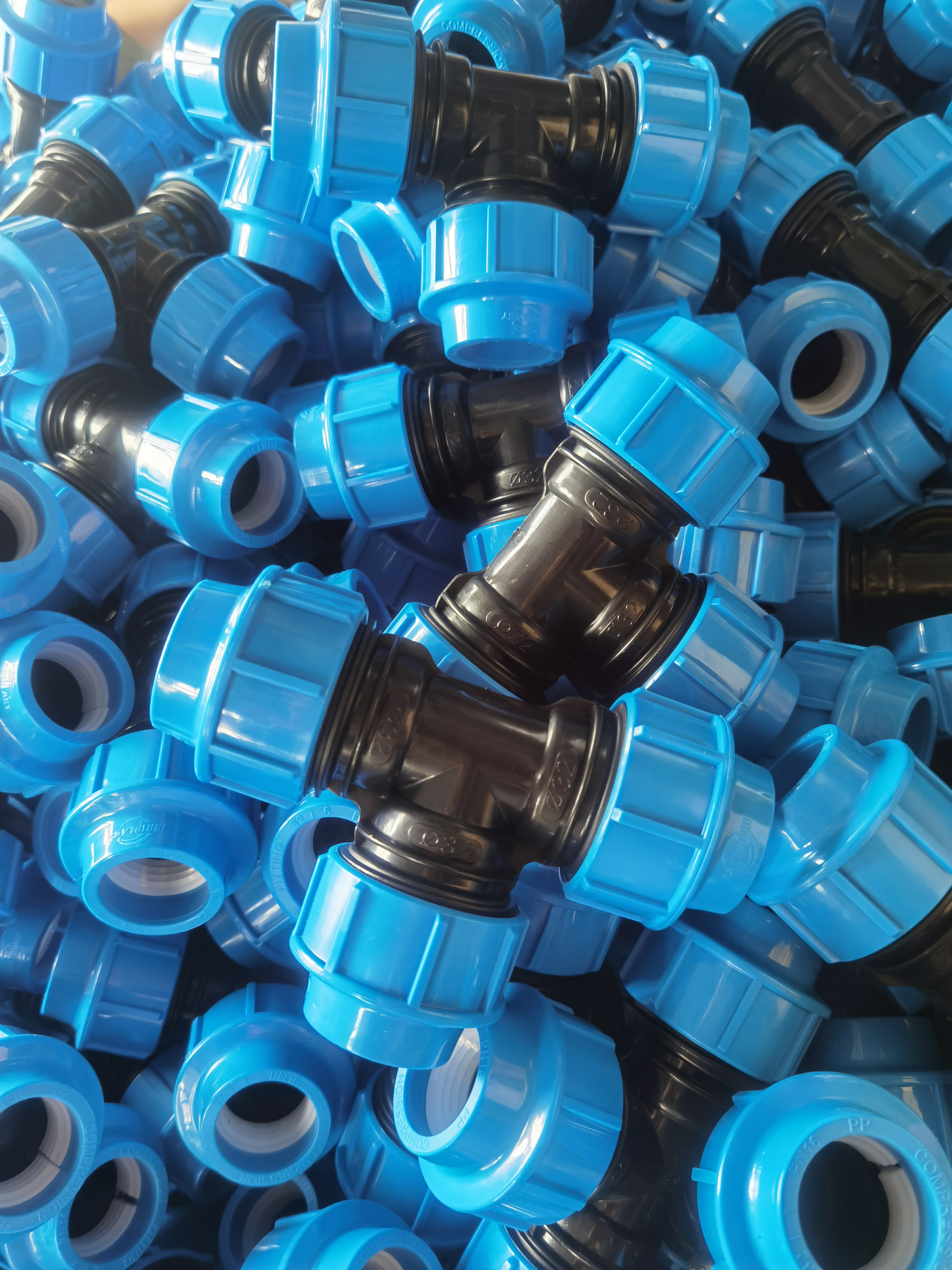 IRRIPLAST PN16 high quality irrigation HDPE PP Compression fittings reducing coupling PE Push Fit quick connector