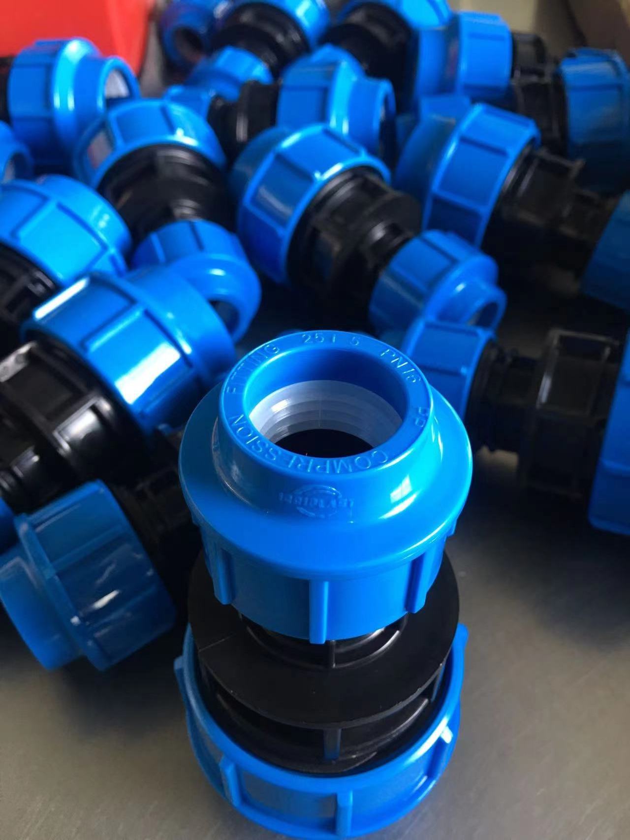 IRRIPLAST PN16 high quality irrigation HDPE PP Compression fittings reducing coupling PE Push Fit quick connector