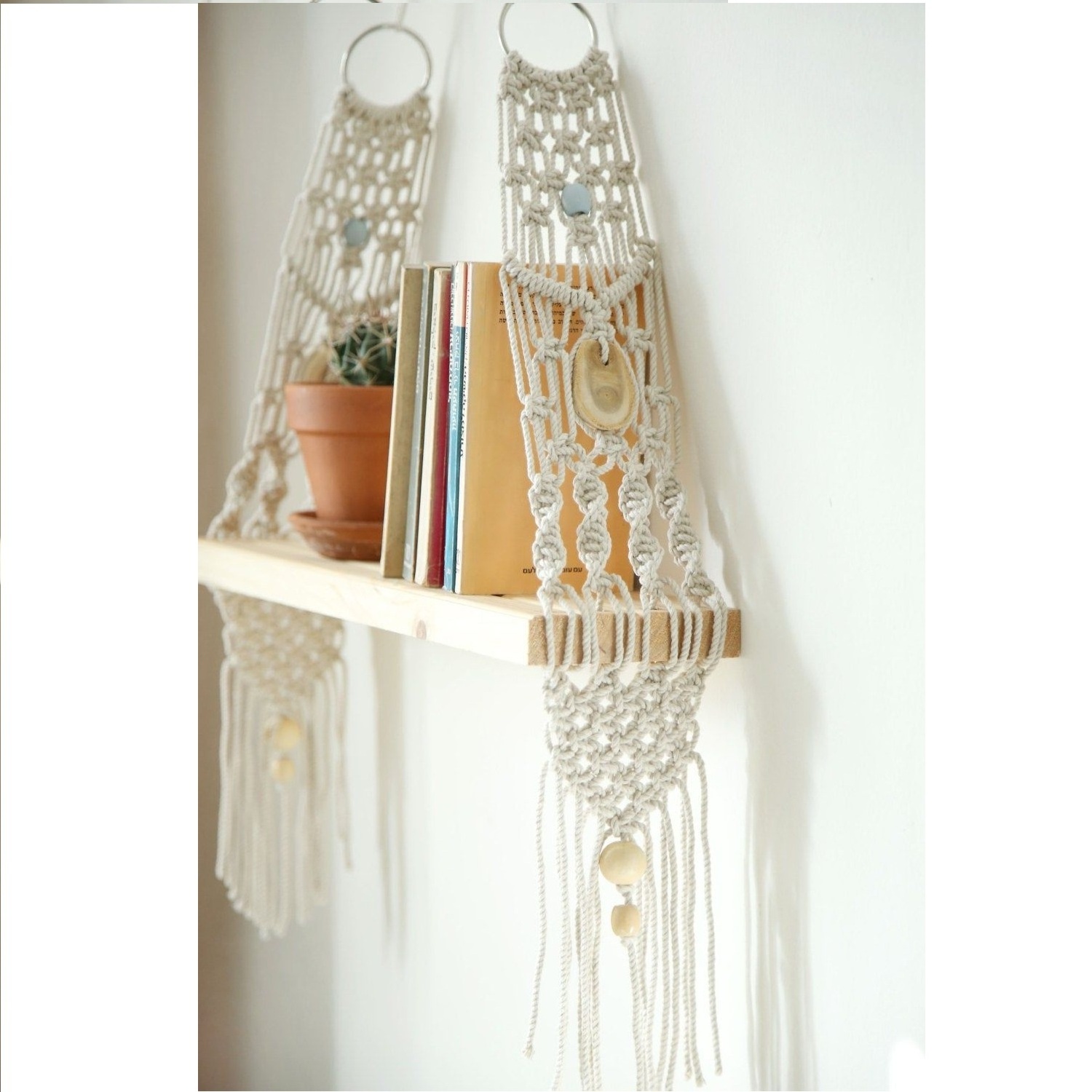 Trendy Design 3 Tiers Boho wall Decorative Cotton Cord Macrame Wall Hanging Shelf For Plant Holder Macrame Plant Hangers