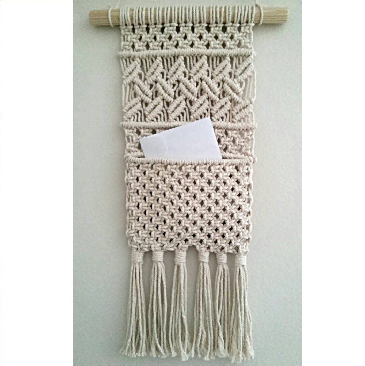 Wholesale Premium Quality Hand Woven Boho Decor  Magazine Organizer Cotton Woven Hanging Pocket Wall Decor