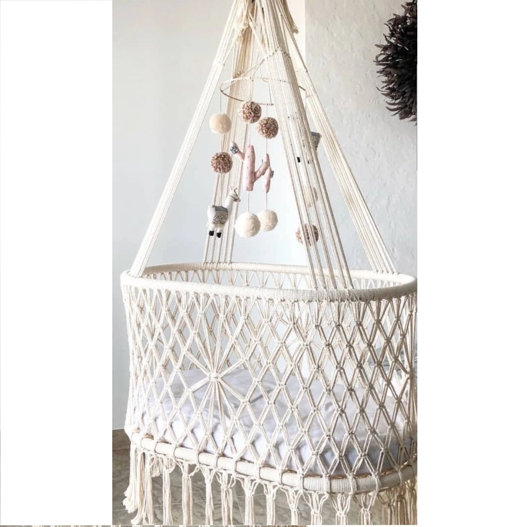 Latest Macrame Design Boho Baby Bassinet Hanging Cradle Baby Crib Hanging Bassinet And Portable Swing For Baby Nursery