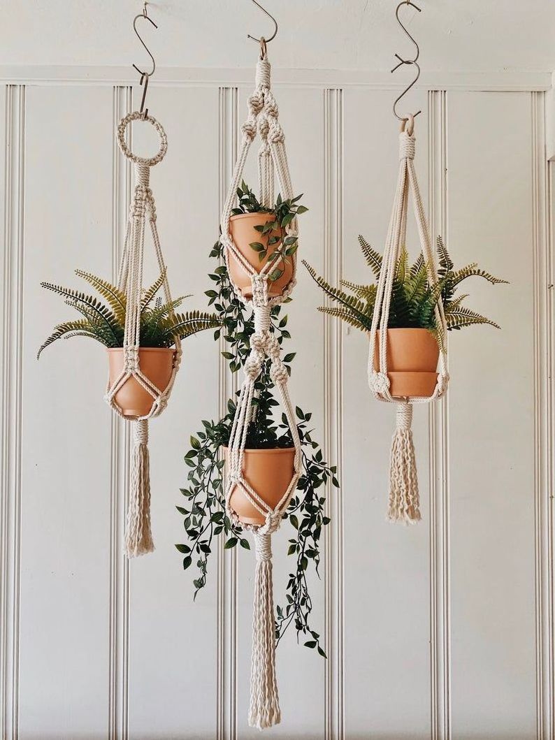 Home Decor Cotton Rope Handmade Macrame Plant Hanger Indoor Flower Pot Hanger Wall Hanging Planter Holder for Courtyard Garden