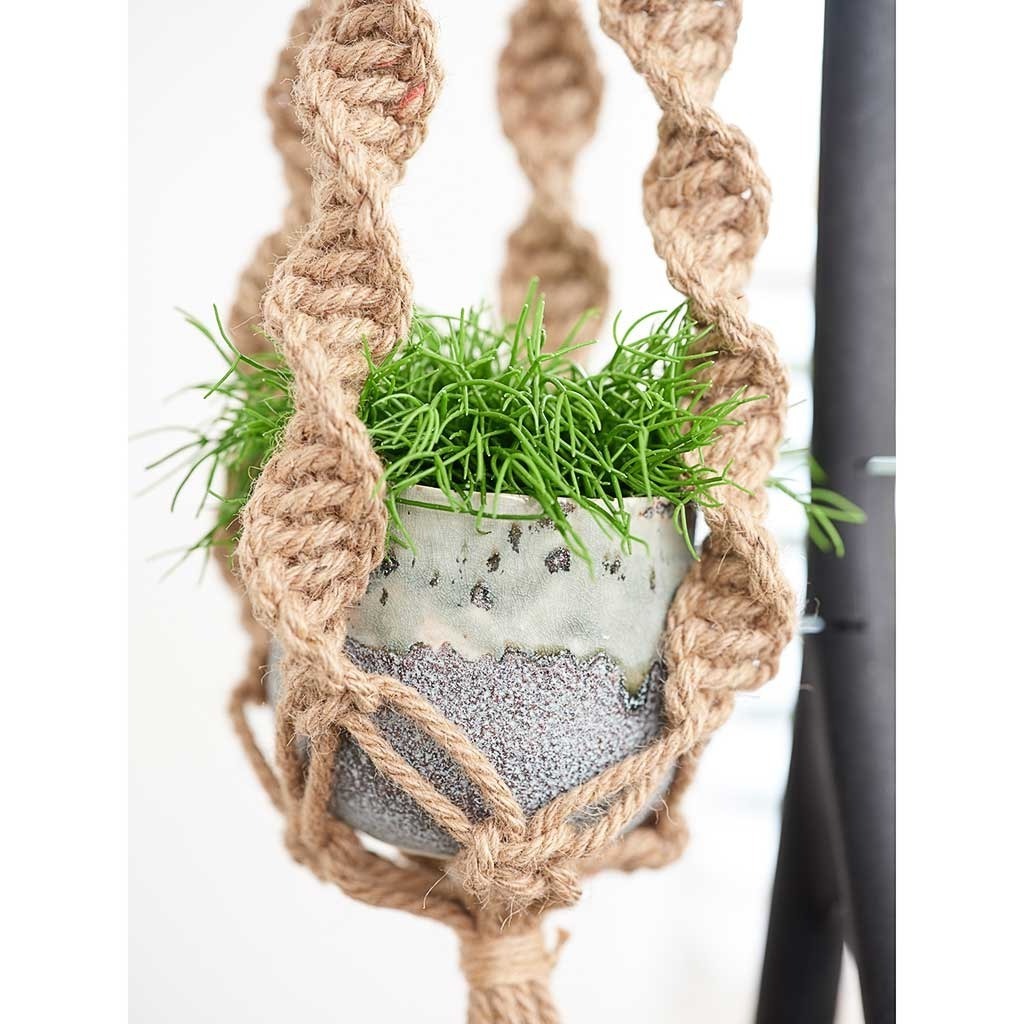 Elegant New Design Hand Knitted Decorated Flower Pots Macrame Hanging Jute Rope Plant Hanger From India