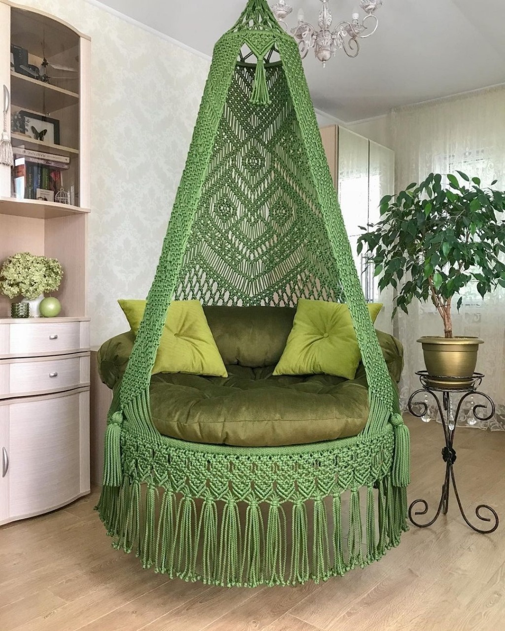 Handmade Macrame Outdoor Hammock Swing Chairs and Indoor Balcony Swing Hammock Chair With Cushion