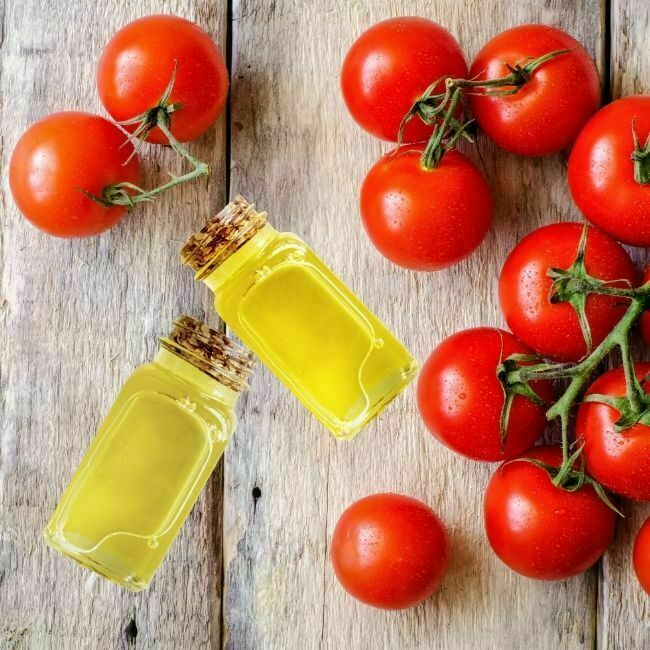 Super Offers Tomato Seed Oil with Pure Naturally Made Oil Customized Packing Available For Sale By Indian Exporters