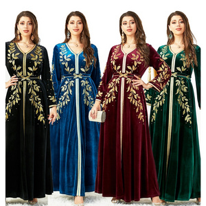 Luxury Arabic Abaya Velvet V Neck Dress Dark Green Velvet Abaya Latest Embroidered Design With Beads Muslim Winter Dress