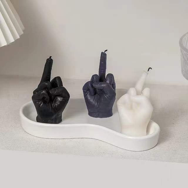 Creative Middle Finger Shaped Gesture Scented Candles Funny Quirky Soy Wax Candle Custom Home Decoration