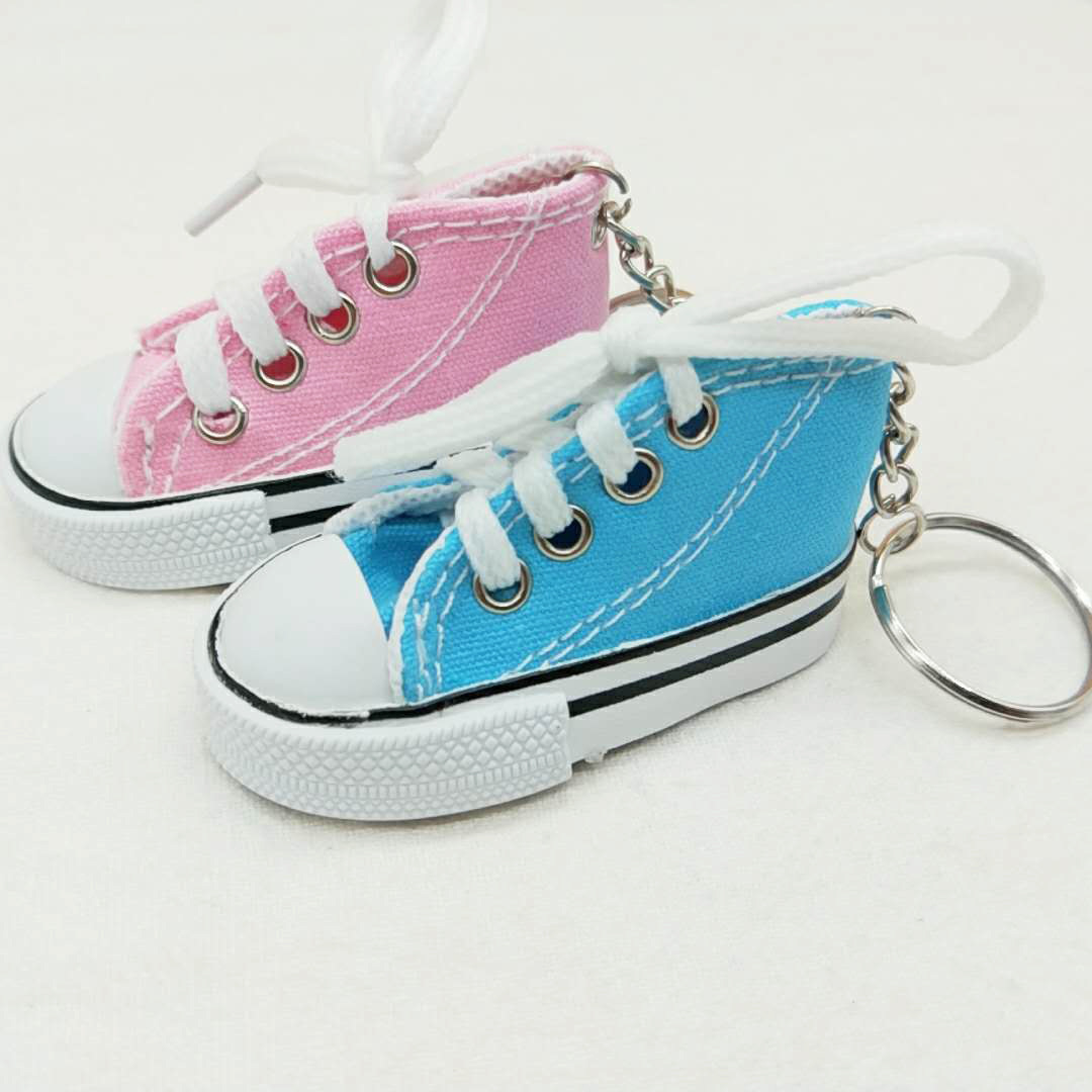 Wholesale Creative Mini Plimsolls Shoes Charm Pendant Keyring Canvas Sneakers Keychain for Handbag Decoration Gifts