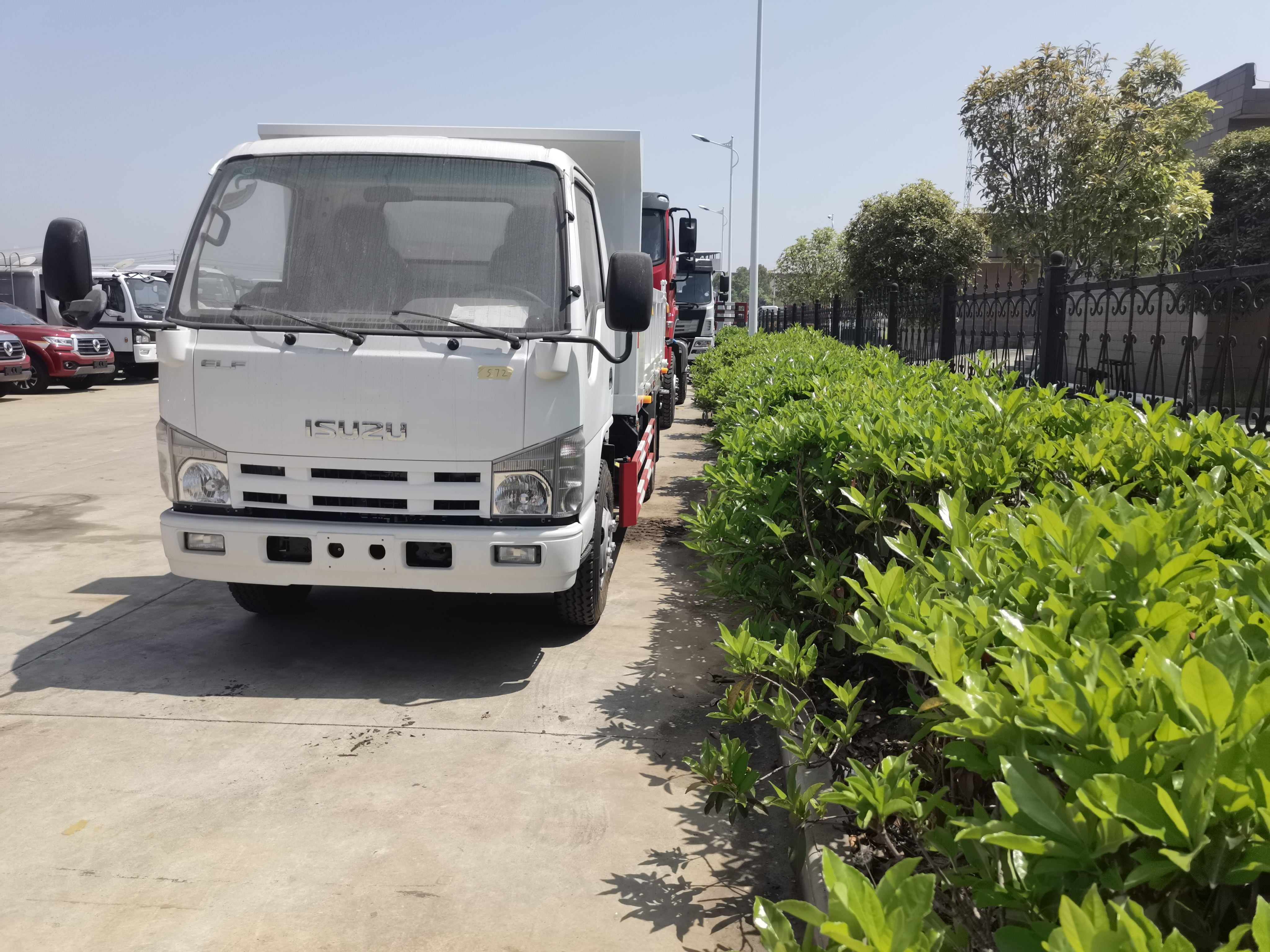 CHINESE FACTORY HIGH quality used Isuzu 5 tons dump truck for sale price