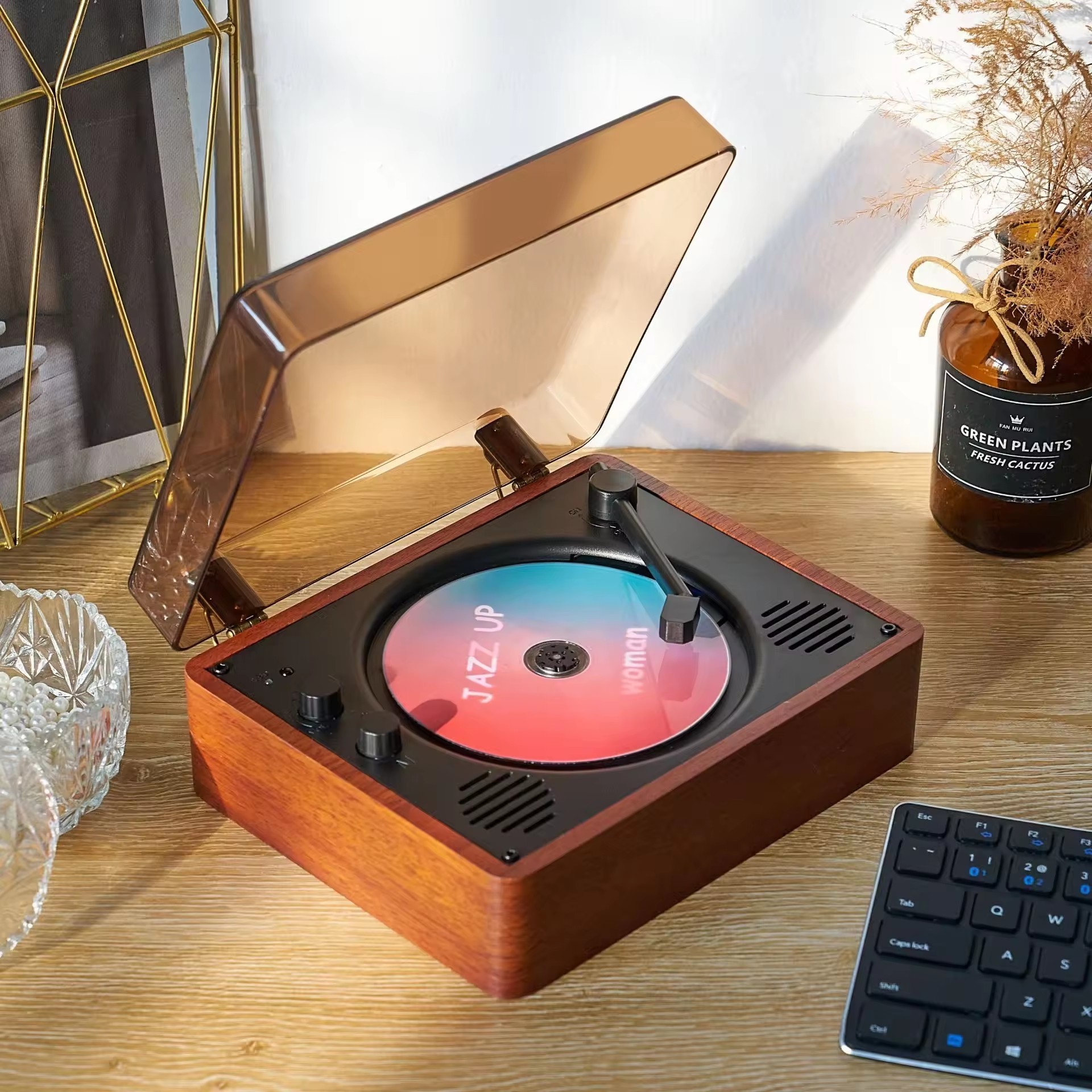 Home Office Portable  wood bluetooth wireless Retro CD Player Gift Speaker Built-in Battery Audio Portable with USB function