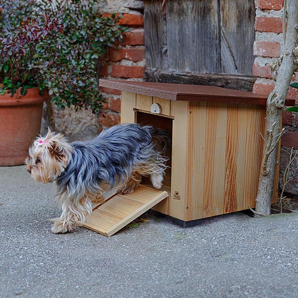 Ferplast Dog kennel house BAITA 40 in FSC wood, Insulating plastic feet, Opening roof