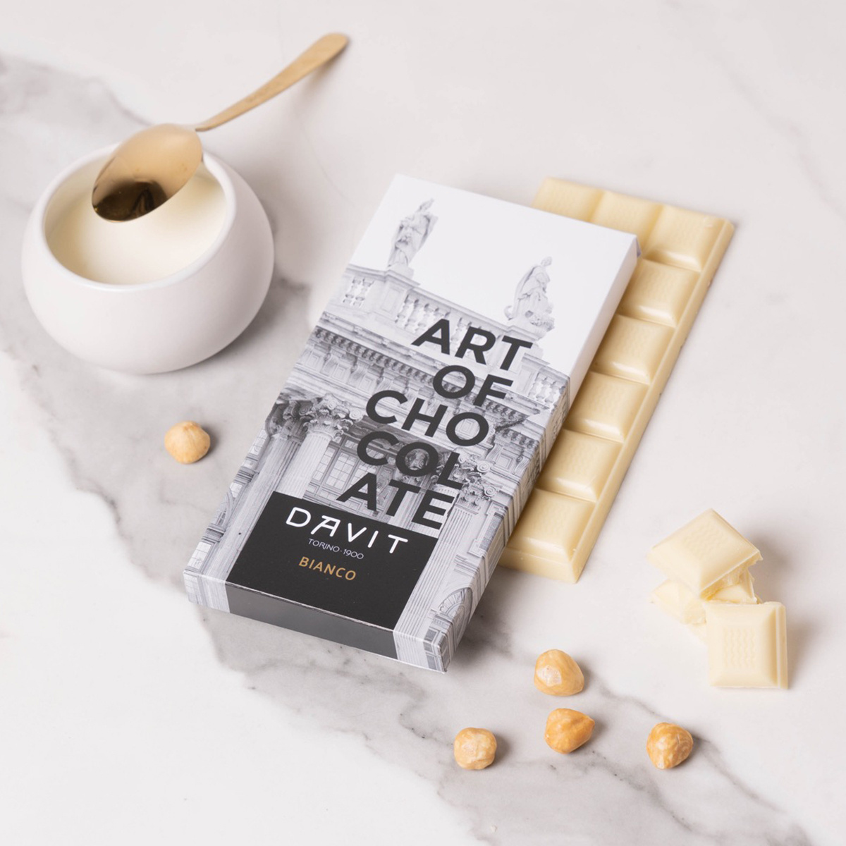 Premium Italian artisanal made 100 g white chocolate bar