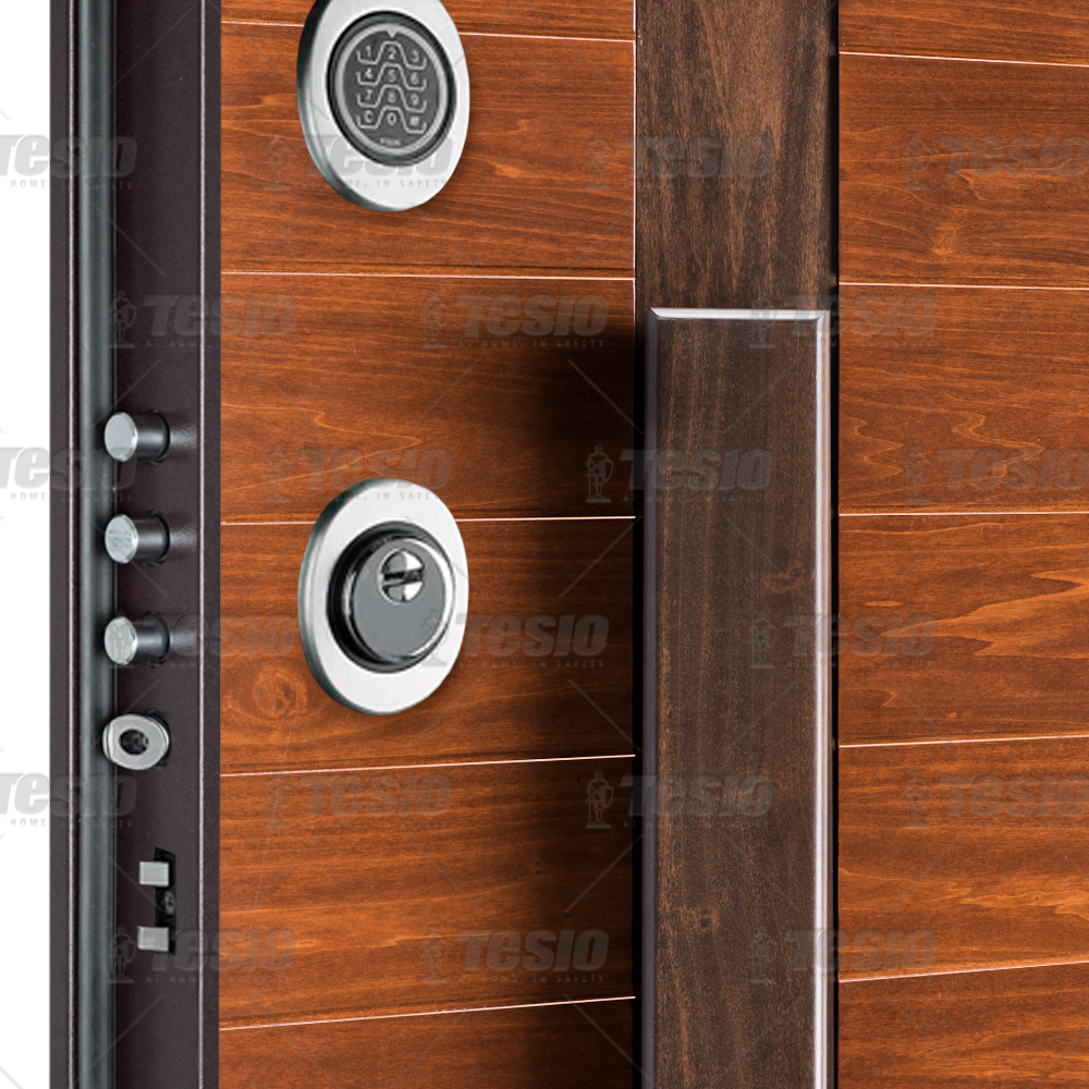 Handcrafted Wood LE001 Door with Fixed Handle - 40dB Sound Barrier Veneered Chestnut - Timeless Design with Aluminium Accents