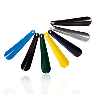 Italian High Quality Branded Practical Assorted Colors 16 Cm Metal Shoe Horn For Wholesale Export