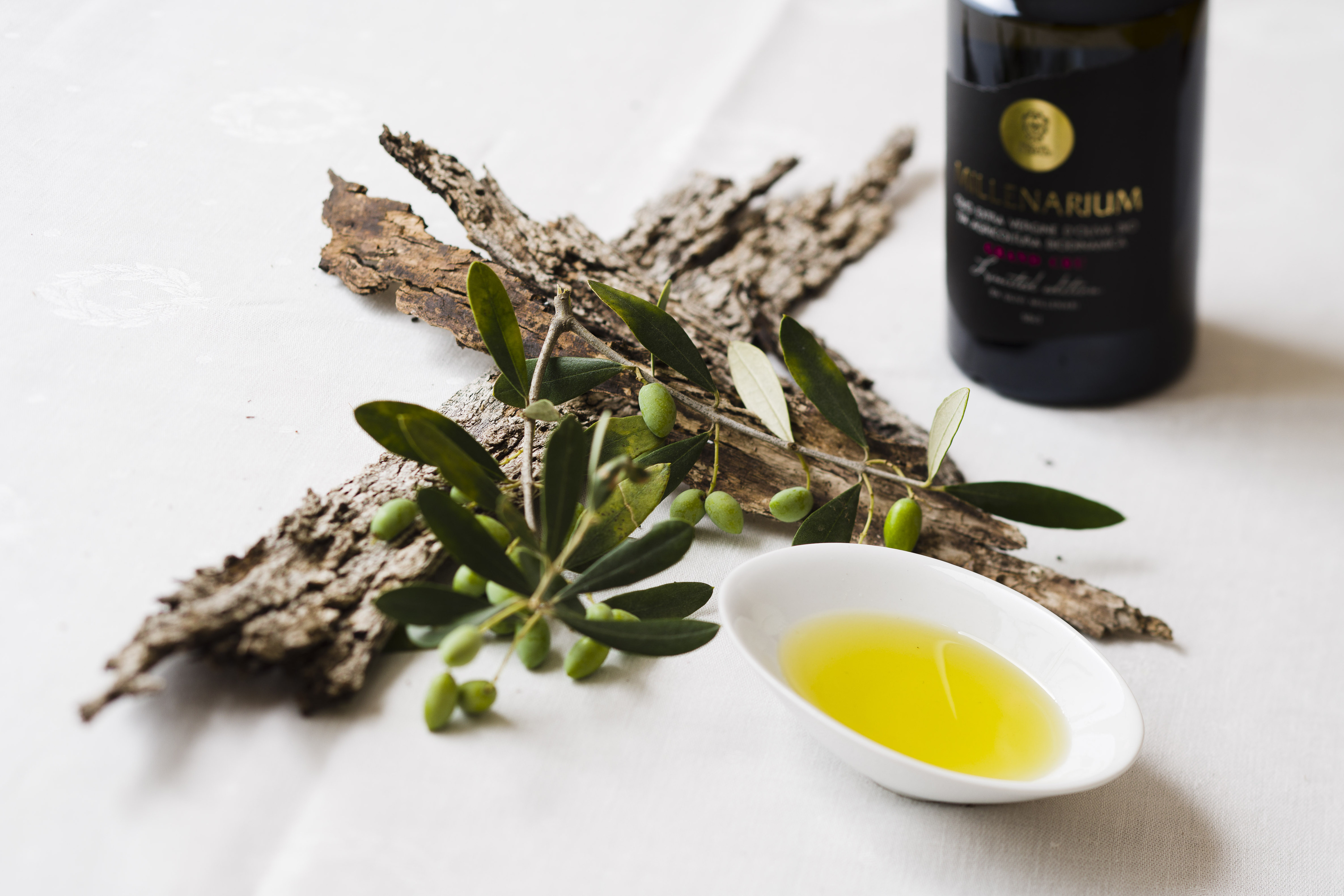 Global Best Sale Demeter Certified Millenarium Long Shelf Life Organic Olive Oil For Healthy Diet