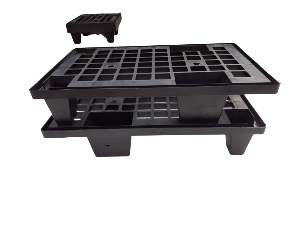 Black Mini Pallet Made in Italy in Ecological Recycled Polypropylene for packaging & for logistics