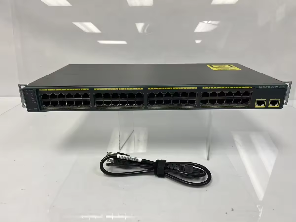 WS-C2960-24LC-S 2960 24 10/100 (8 PoE) + 2 T/SFP LAN Lite Image Network Switch