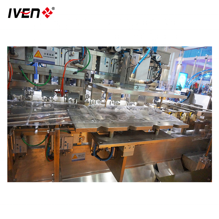 Normal Saline/IV Infusion Soft Bag Filling Machine Healthcare Filling Production Line Bag-forming IV Filling Machine