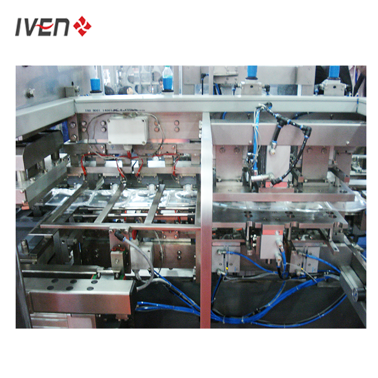 100-500 ml Dextrose IV Fluids Filling Machine Intravenous Solution Filling and Packing Equipment with CE and ISO