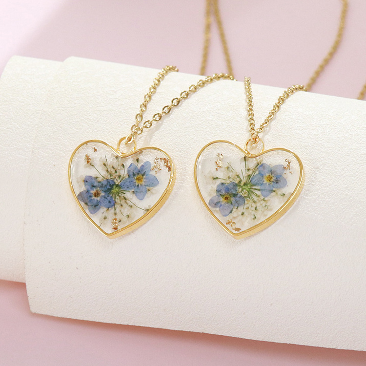 Handmade Heart Shaped Stainless Steel Dropping Gel Necklace Jewelry Forget Me Not Flower Pendant For Necklace