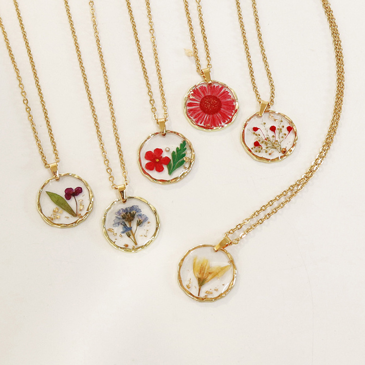 Personalized 18k Gold Plated Necklace Handmade Resin Real Dried Flower Pendant Necklace