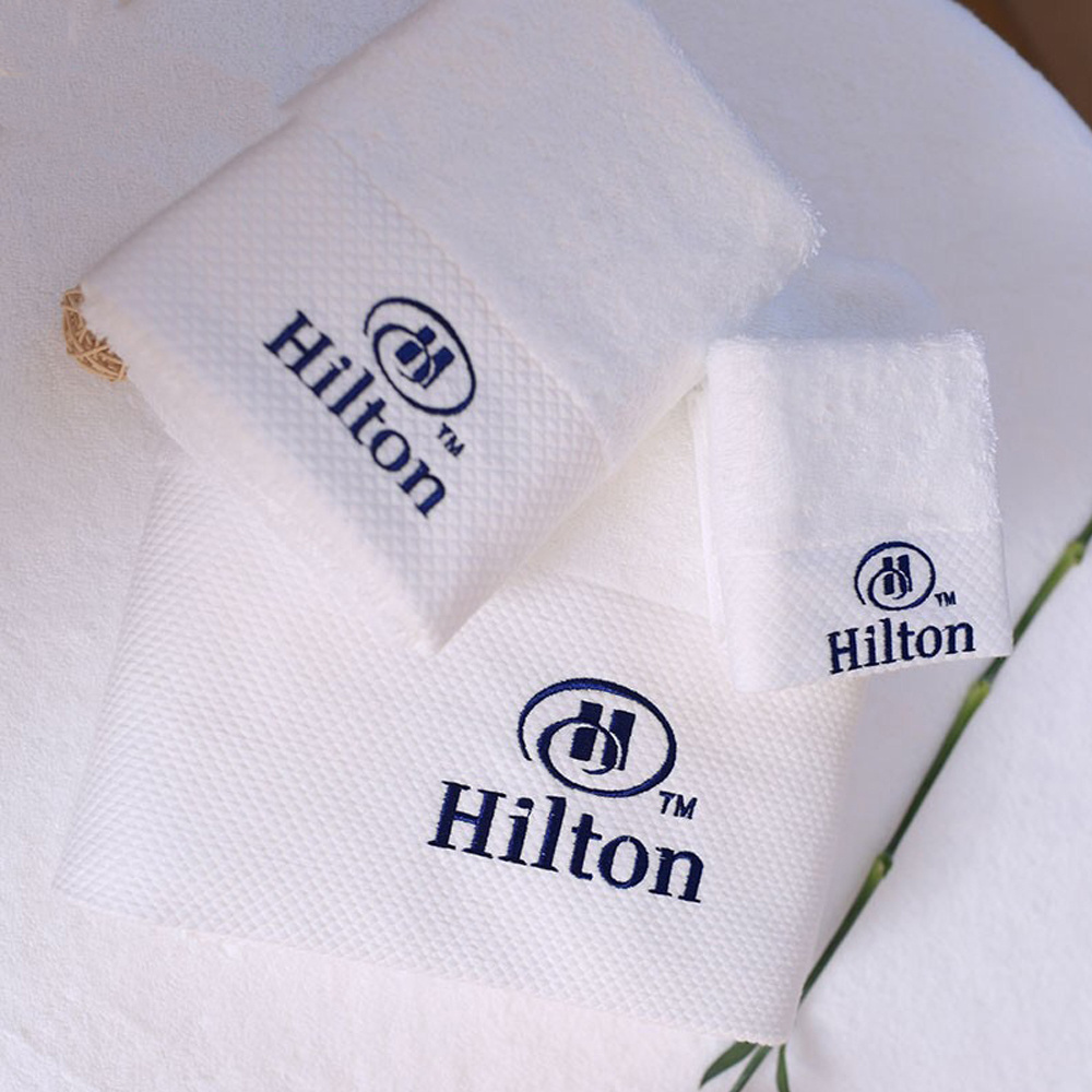 Wholesale hotel grade 100% cotton bathing towles hilton cheap towel set