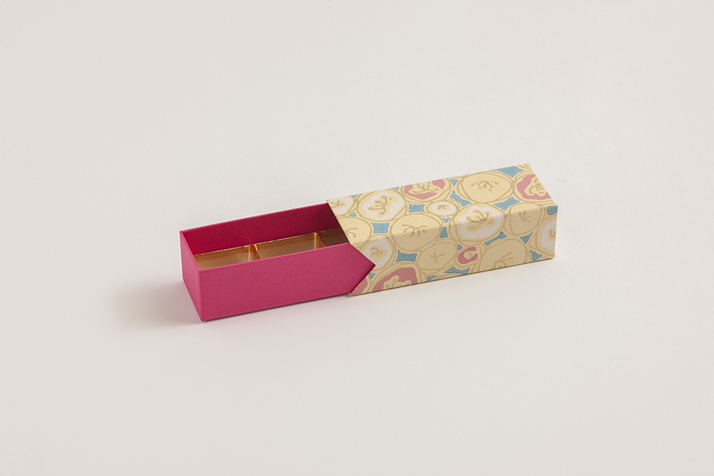 Paper packaging magnet custom available mini small jewelry drawer box