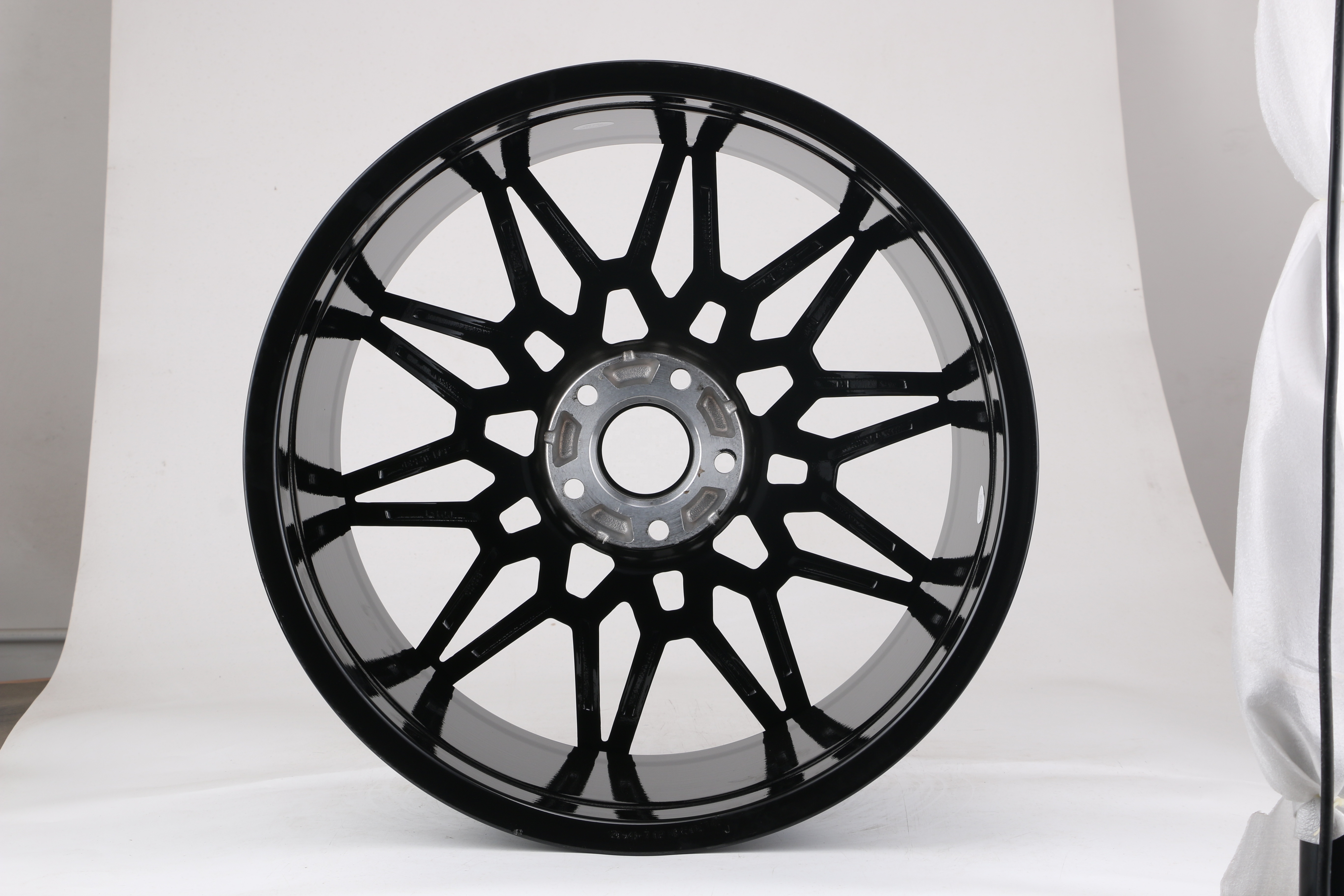 iWheel hot selling alloy wheels iV-178 19 inch 5x112 5*120  with milling for cars