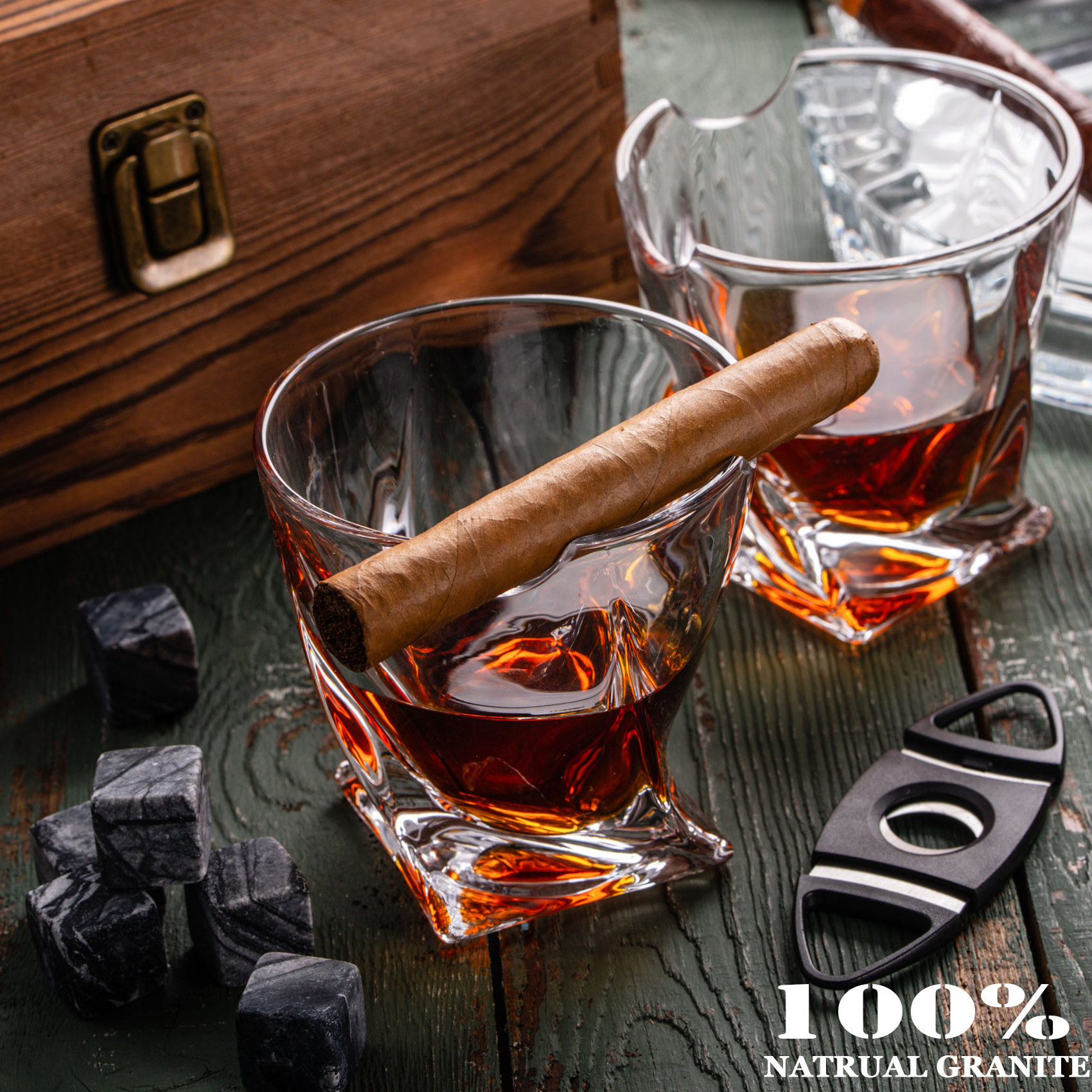 high quality bourbon glass scotch whiskey glass with cigar holder with whiskey stones