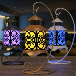 New arrival Retro Wireless Speaker with LED Light Portable Atmosphere Lantern Speaker Bluetooth