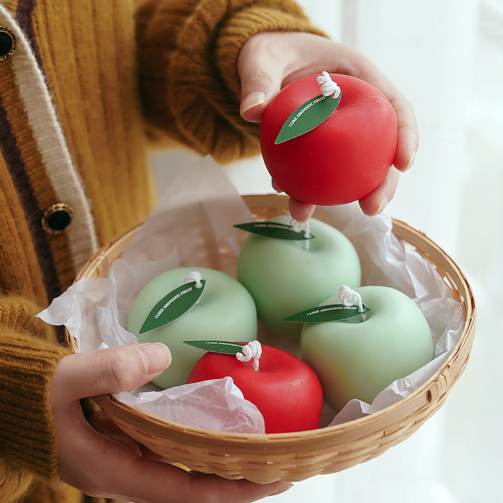 Wholesale factory direct sale best price Christmas Green Red Shape Scent Candle Fruit Candle