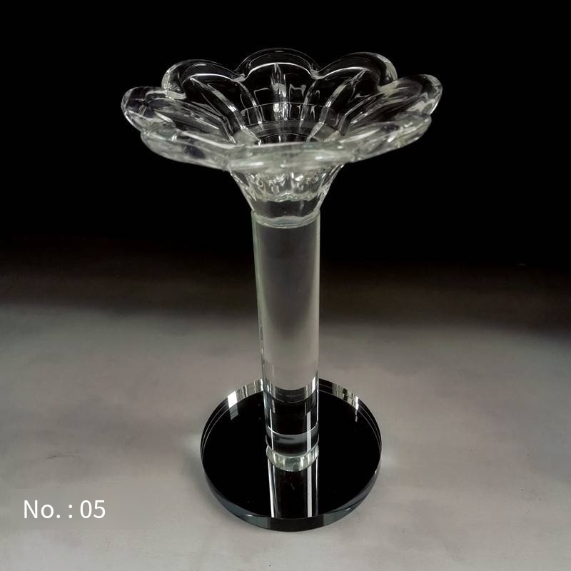 Wholesale Wedding Event Decor Crystal Glass Candlesticks Transparent High Footed Glass Candle Holder