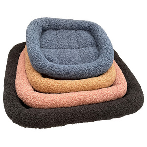 Classic Winter Self Warming High Quality Indoor Super Soft Pp Cotton Boucle Pet Bed For Dogs Cats