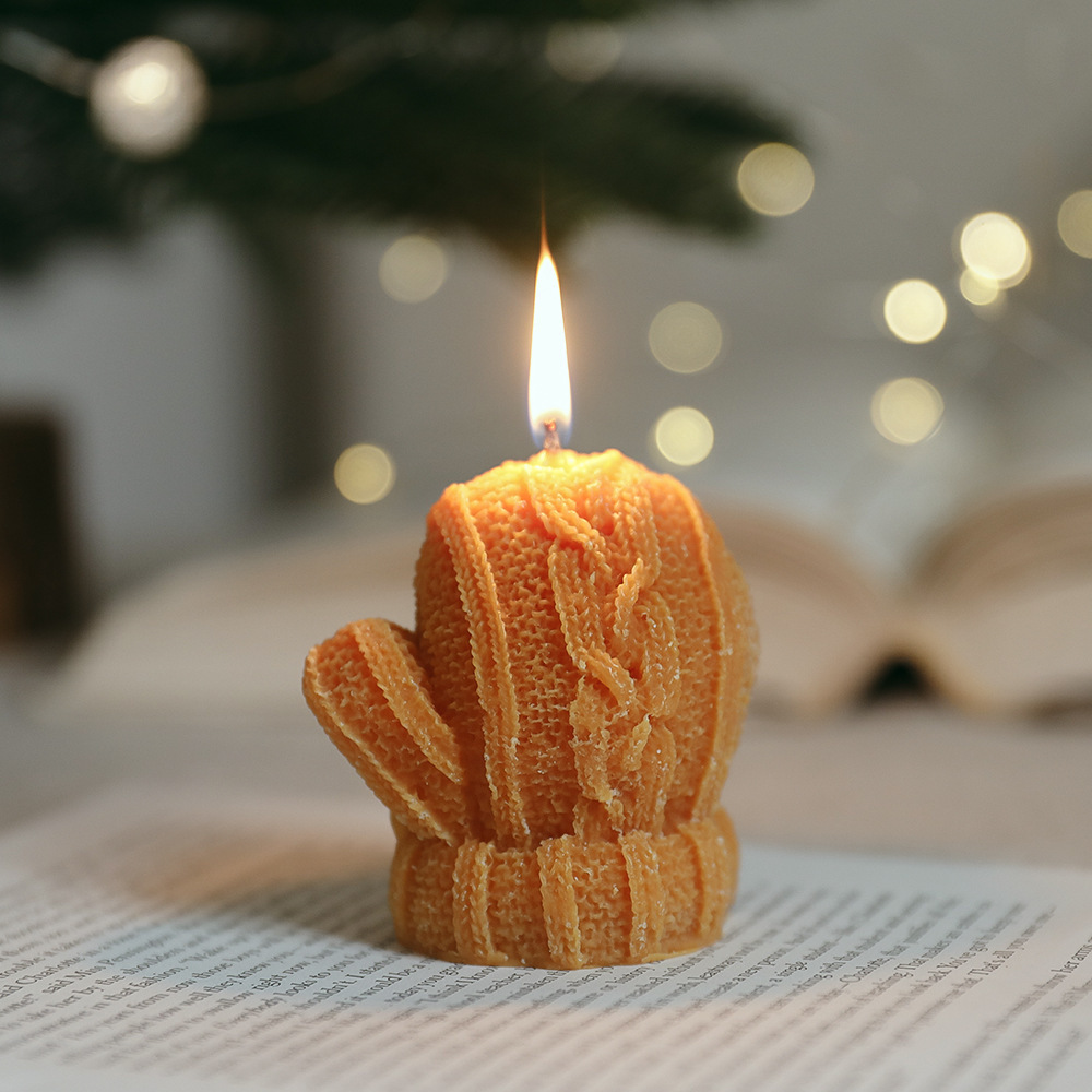 Home Christmas Decoration Handmade Paraffin Wax Cute Gloves Shaped Art Scented Candles