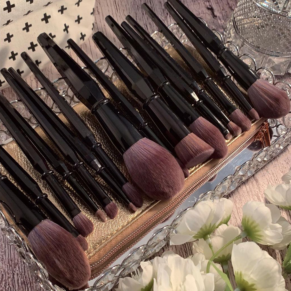 Free Sample Makeup Brushes/Crystal Black Handle Makeup Brush Set/Custom Logo Make Up Brushes 13pcs 18pcs brush set