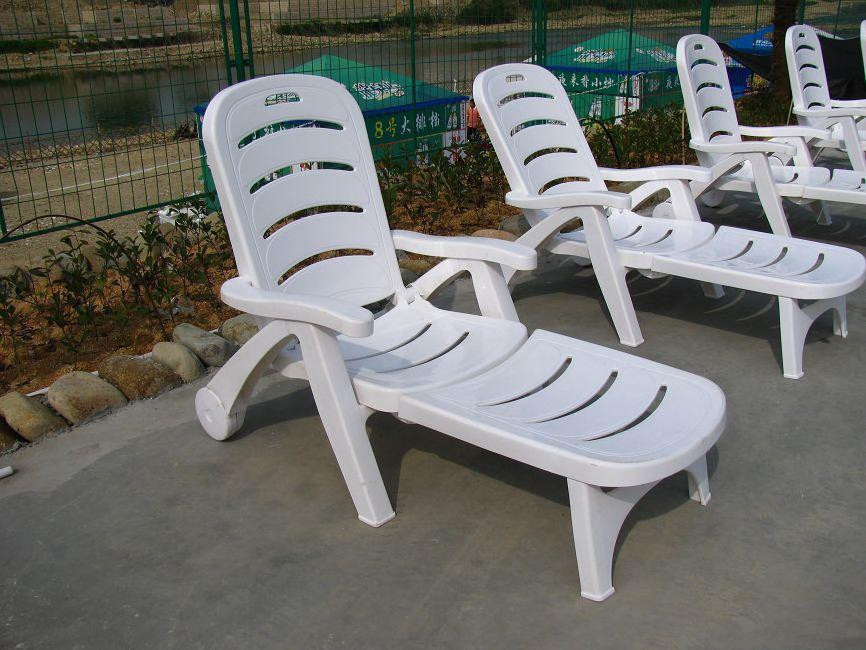 Outdoor swimming pool beach chair folding durable beach lounge beach chair